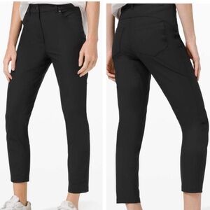 Lululemon City Sleek 5 Pocket 7/8 Pant in Black size four (4)